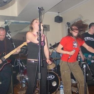 Lost Cherrees concert at The Queen’s Head Pub, London on 23 November 2019