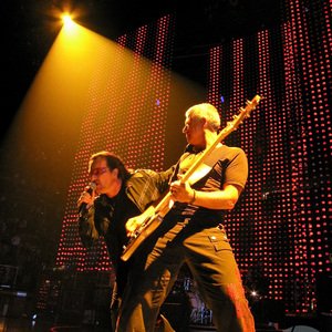 Bono concert at Beacon Theatre, New York (NYC) on 16 April 2023