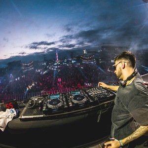 Dirty Audio concert at Empire Polo Club, Indio on 19 April 2019