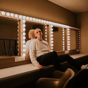 Lauv concert at Fox Theater, Oakland on 17 October 2019