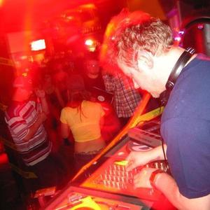 Future Funk Squad. Concert reviews. Tour history.