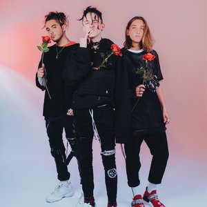 Chase Atlantic concert at The Powerstation, Auckland on 21 December 2022